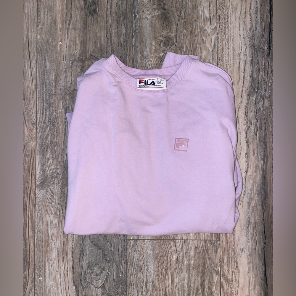 Light purple FILA sweatshirt, size L but fits like a M so it is listed as a M